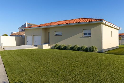 Maison de plain-pied moderne – 90 m² de confort optimisé